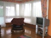 XVI. Szent Imre u. elad� csal�di h�z